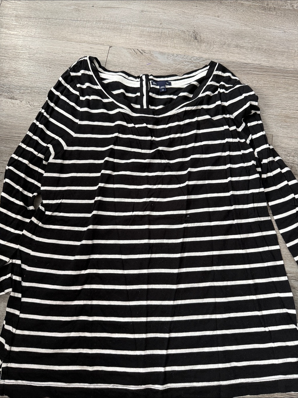 GAP Black & White Horizontal Stripe Long Sleeve Tee